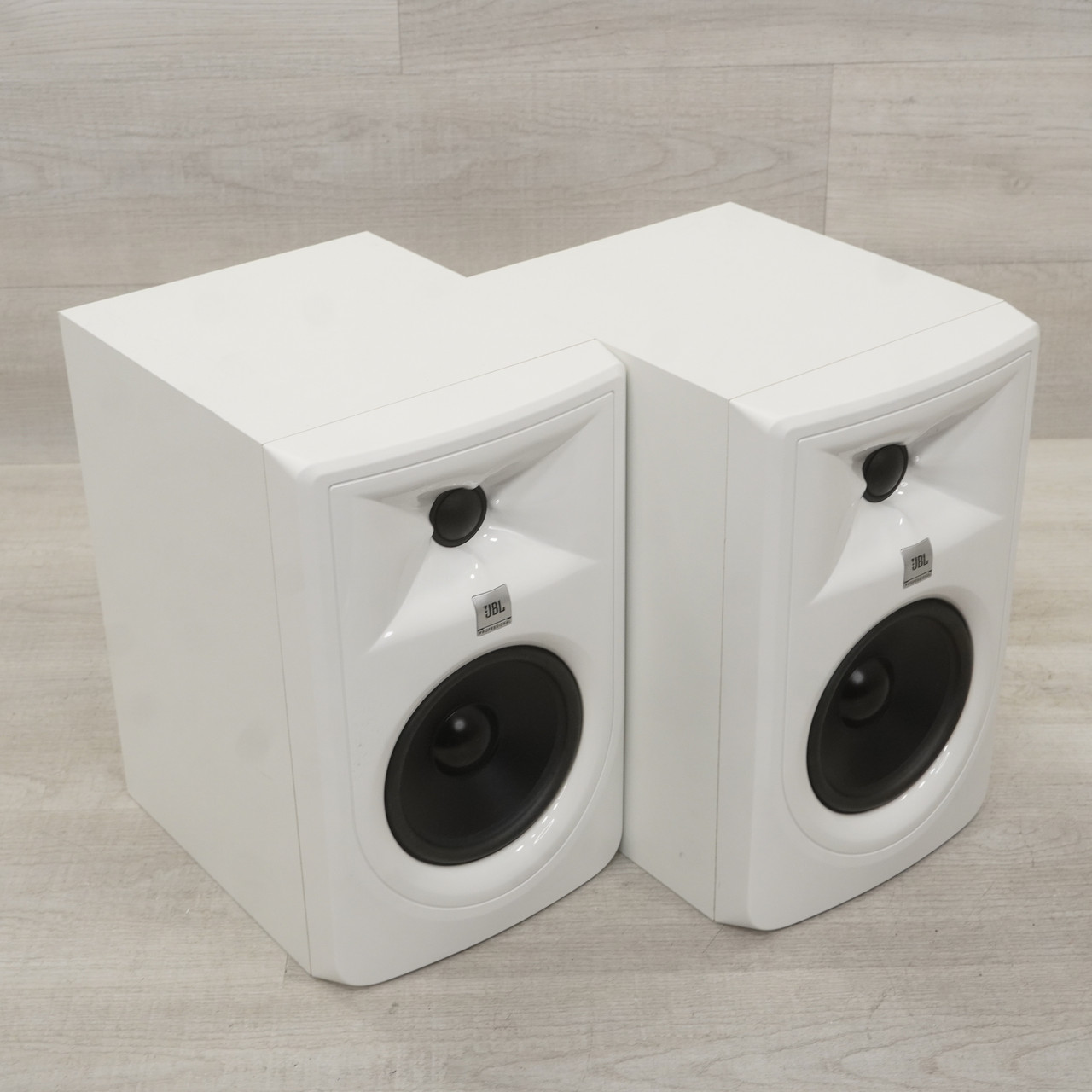 Used JBL 305P MKII Powered Studio Monitor