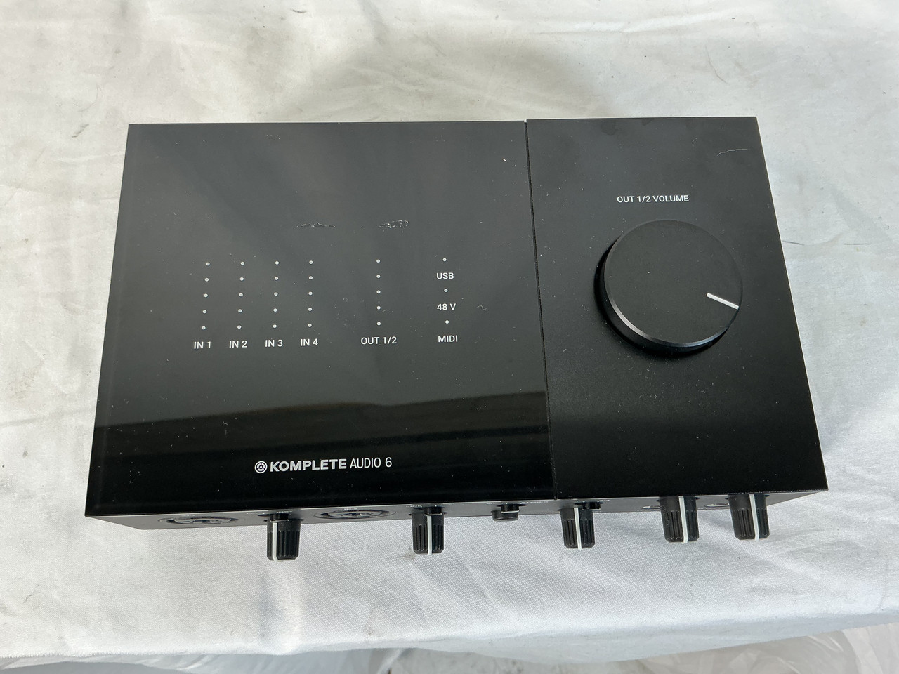 【美品】KOMPLETE AUDIO 6 MK2 オーディオインターフェース Native Instruments KOMPLETE AUDIO 6 MK2 | 6 IN / OUT