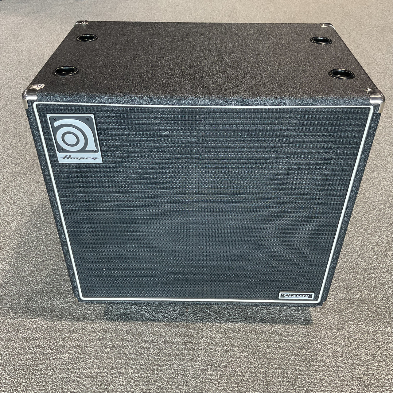 Used AMPEG SVT-15E 1 x 15 Bass Guitar Cabinet