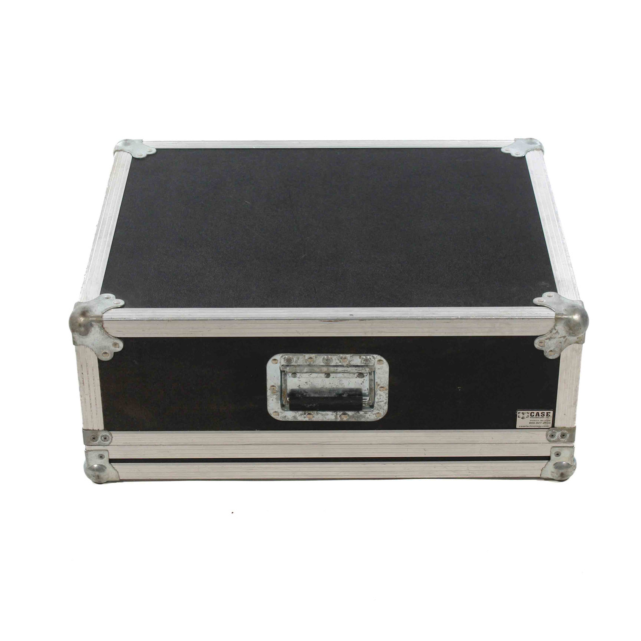 Used 26 IN X 21 IN ROAD CASE Medium Road Case