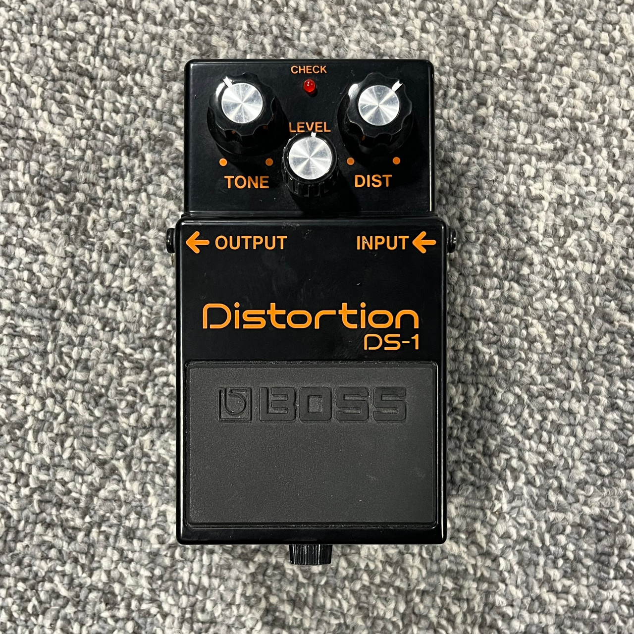 ギター Distortion DS-1 BOSS DS-1 Limited-Edition Metallic White Distortion Effects