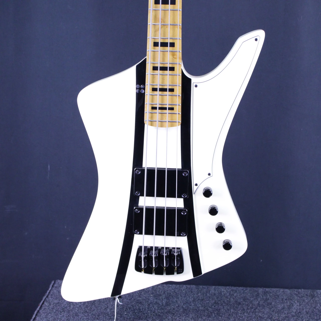 Used SANDBERG FORTY EIGHT BASS GUITAR Bass Guitar White 4-String