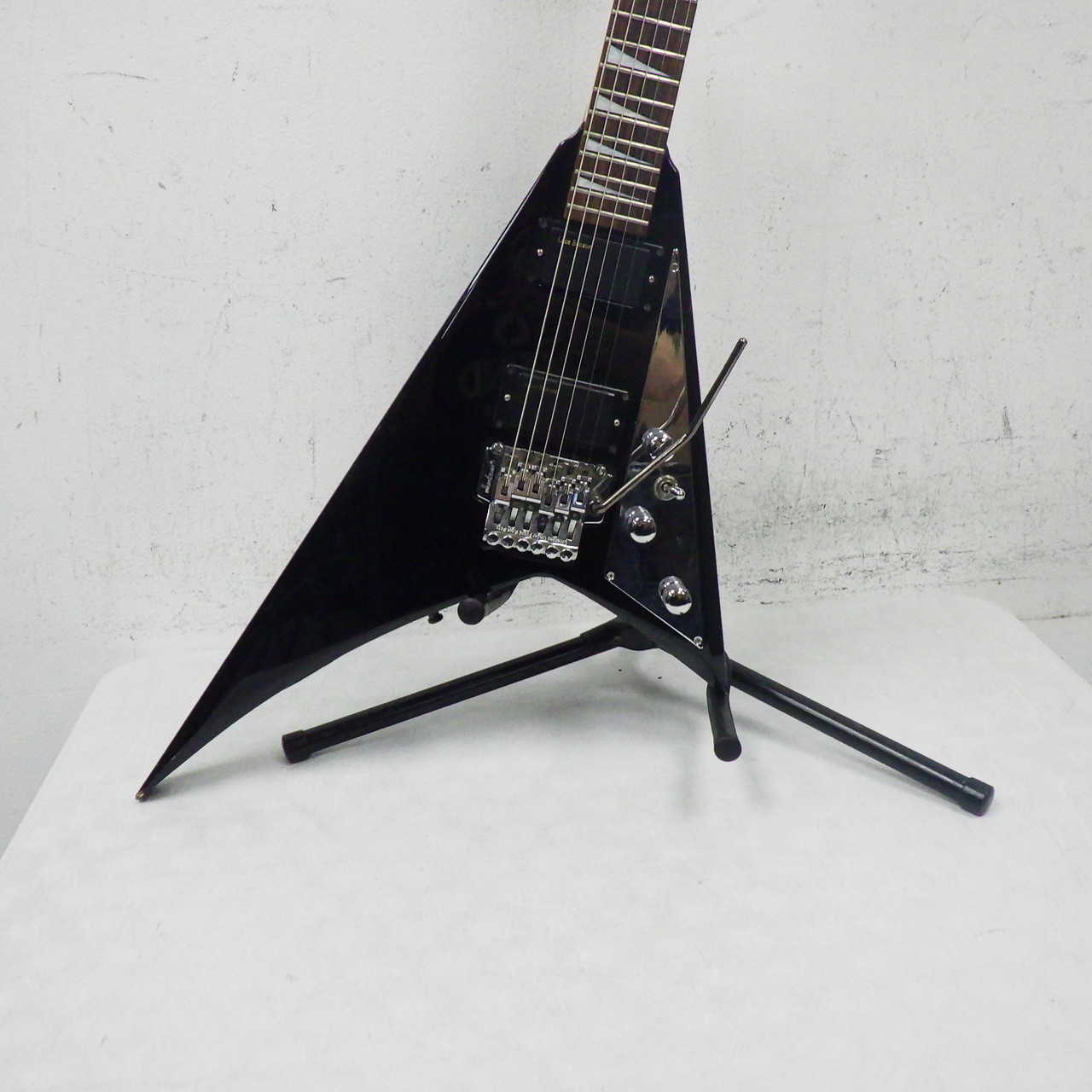 Used Jackson PRO SERIES RHOADS RR3 Pointy Electric Guitar Black 6