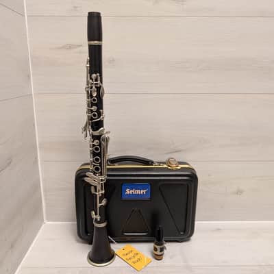 Used Selmer CL201 Grenadilla Wood Intermediate Student Clarinet