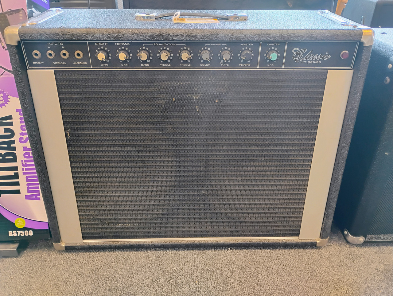 Used Peavey CLASSIC 212 VT SERIES Vintage Tube Guitar Combo