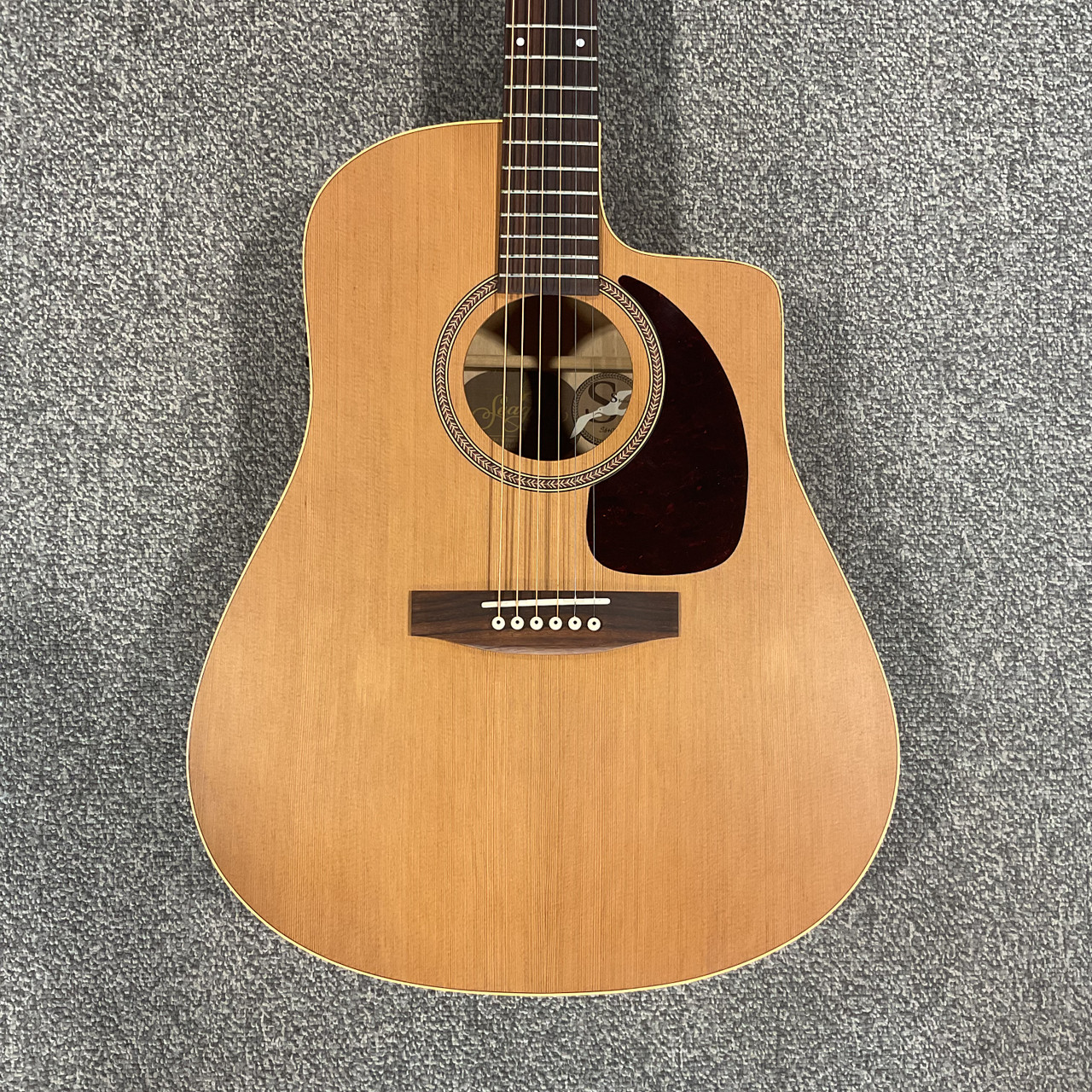 Used SEAGULL S6+CW Acoustic Guitar