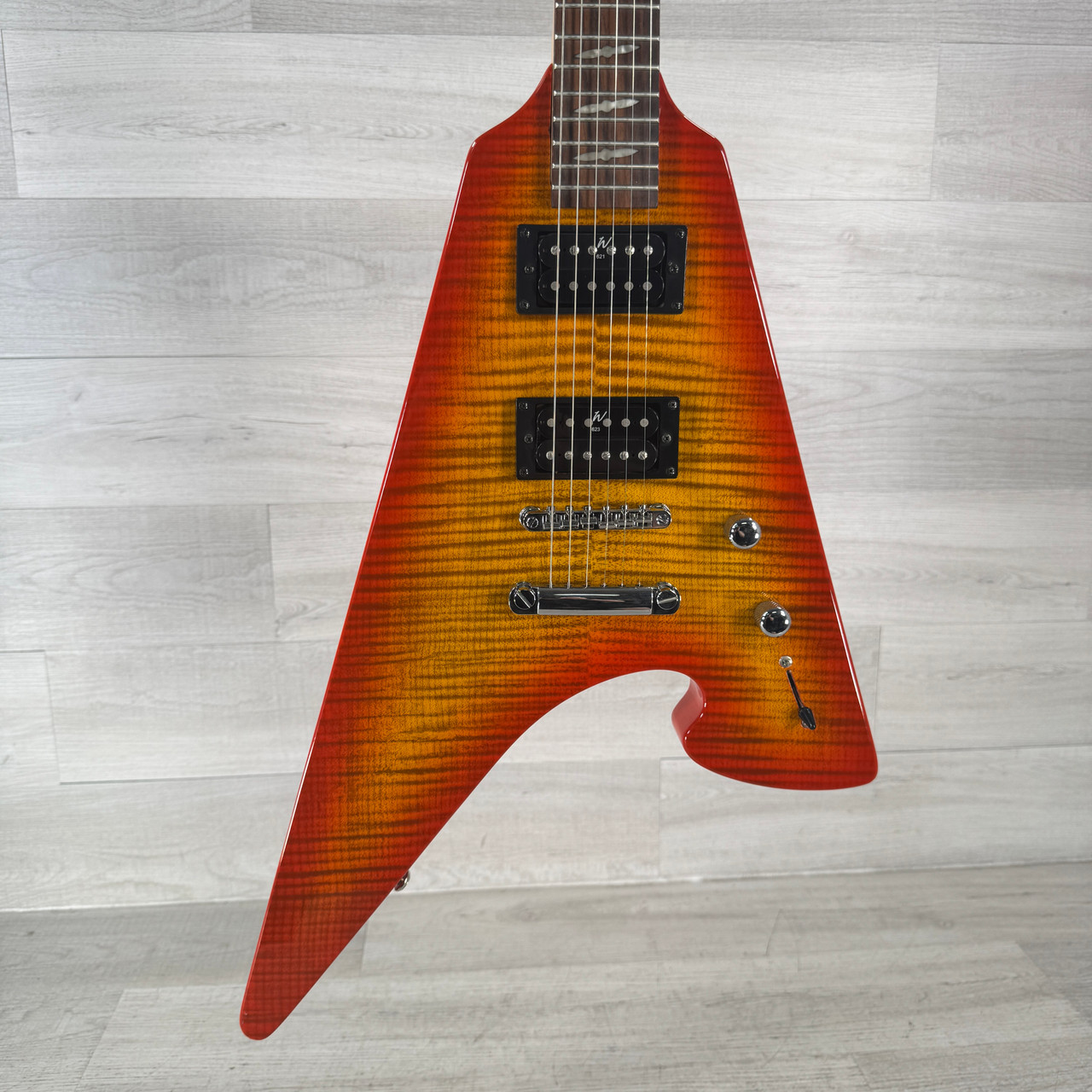 Used Lyon LPT80SB Electric Guitar - Sunburst - Gig Bag Included