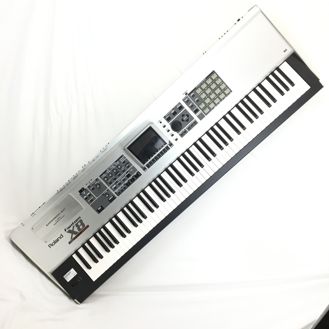 Used Roland FANTOM X8 88-KEY WORKSTATION 88-Key Synthesizer 88-key