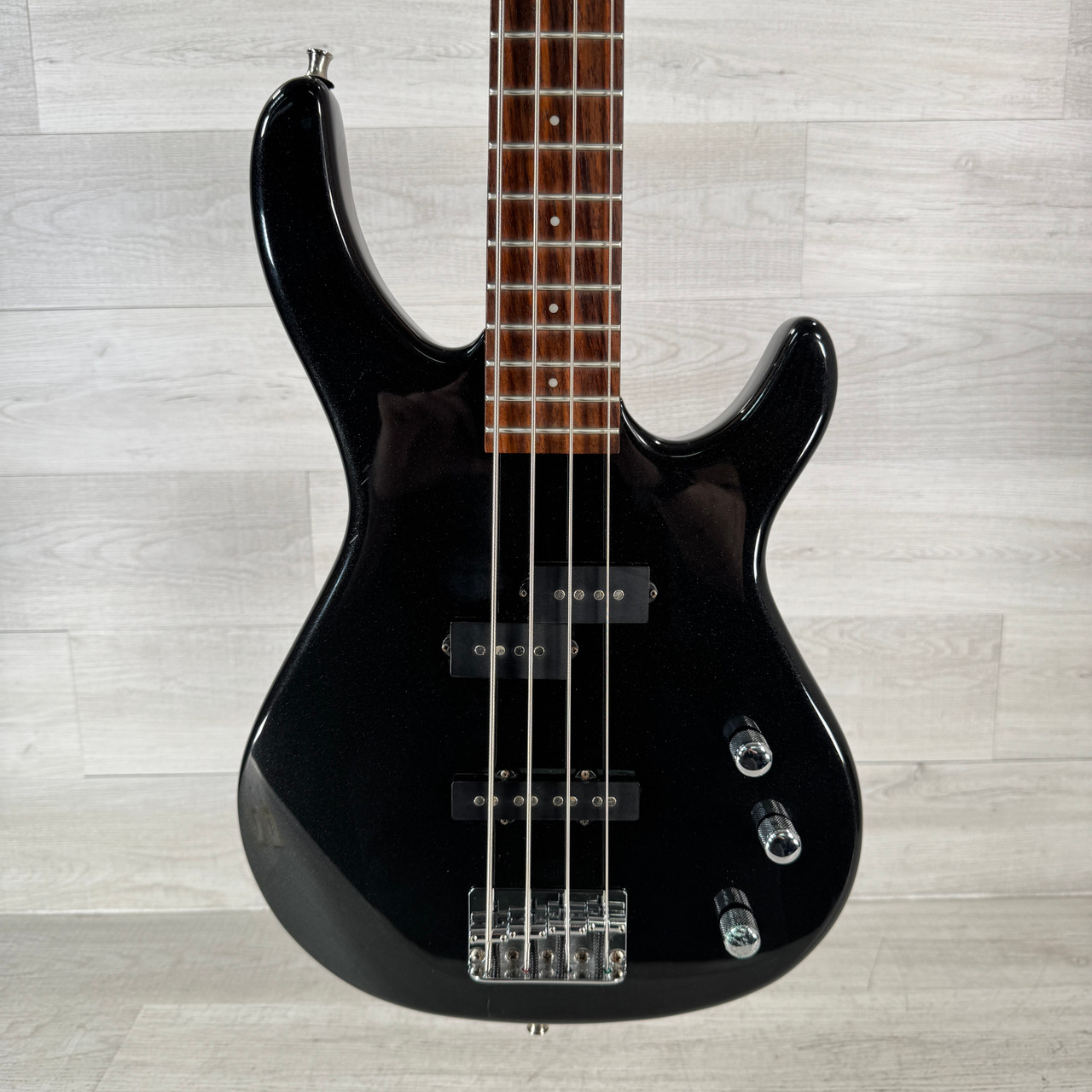 Squier Musicmaster Bass 4弦 ブラック 中古品 Squier by Fender Musicmaster Bass BLK - Sunshine