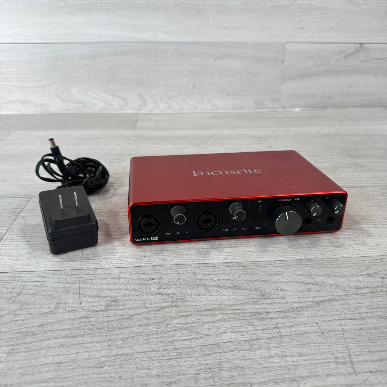 Used Focusrite Scarlett 8i6 3rd Gen - USB Audio Interface