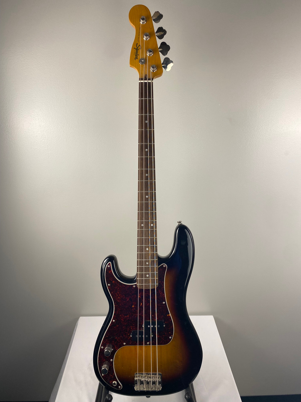 Used Squier CLASSIC P-BASS LH VIBES 60S P Type Bass Guitar