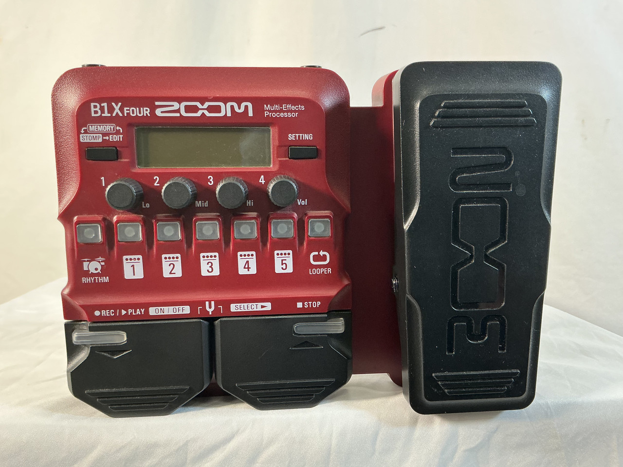 Used Zoom B1X FOUR BASS MULTI EFFECTS Multi-FX Pedal