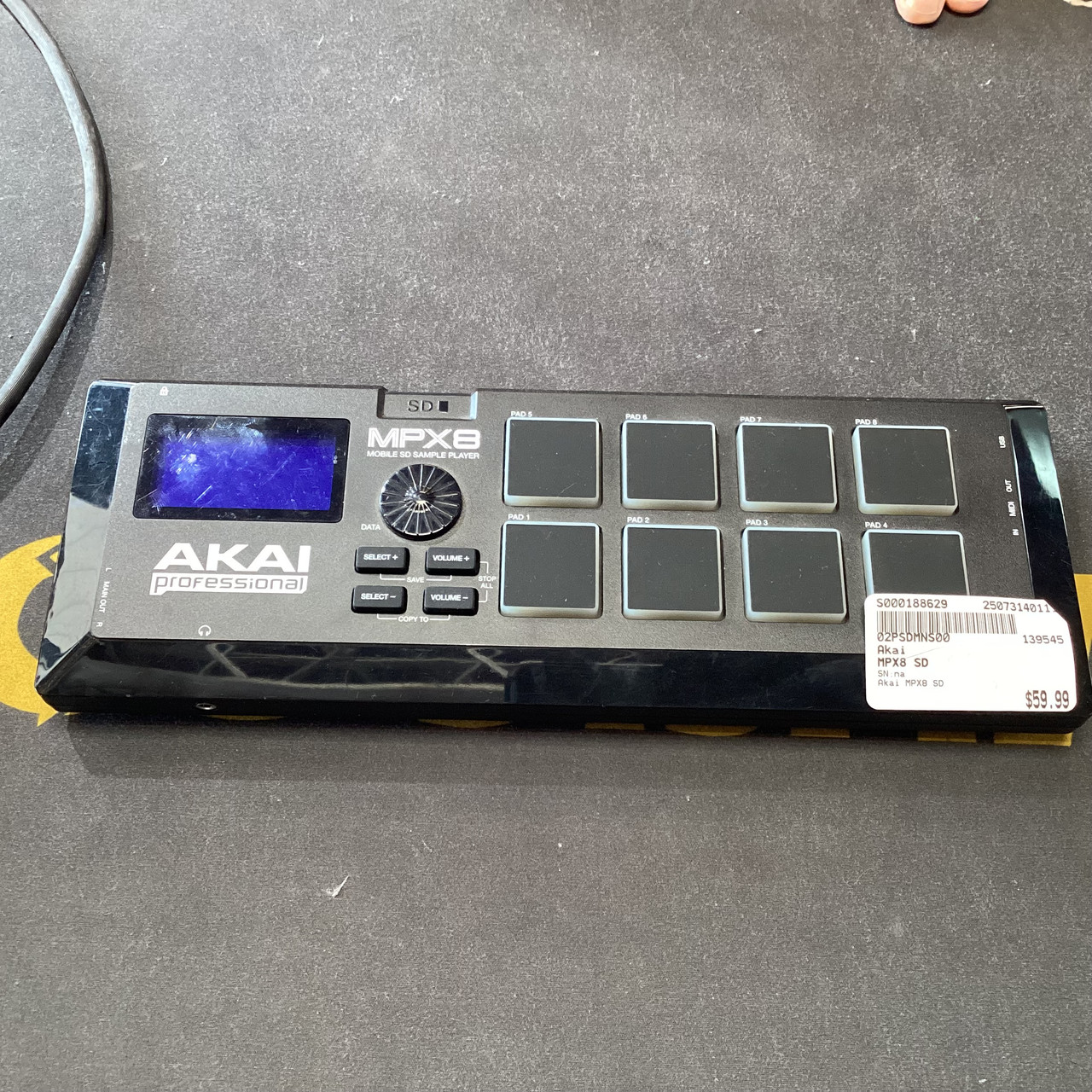 Used Akai MPX8 SD Sampler