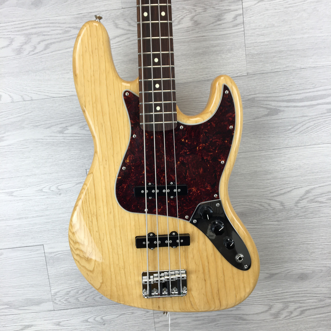 Used Fender FSR DELUXE JAZZ BASS MIM 2015 J Type Bass Guitar