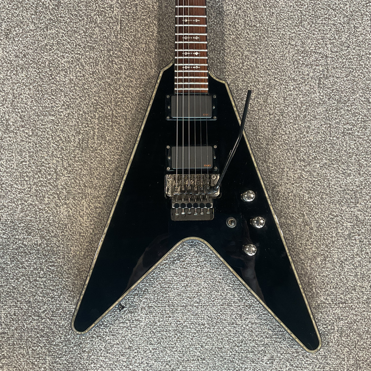 SCHECTER・シェクター V☆ 【 HELLRAISER V-1FR / DIAMOND SERIES