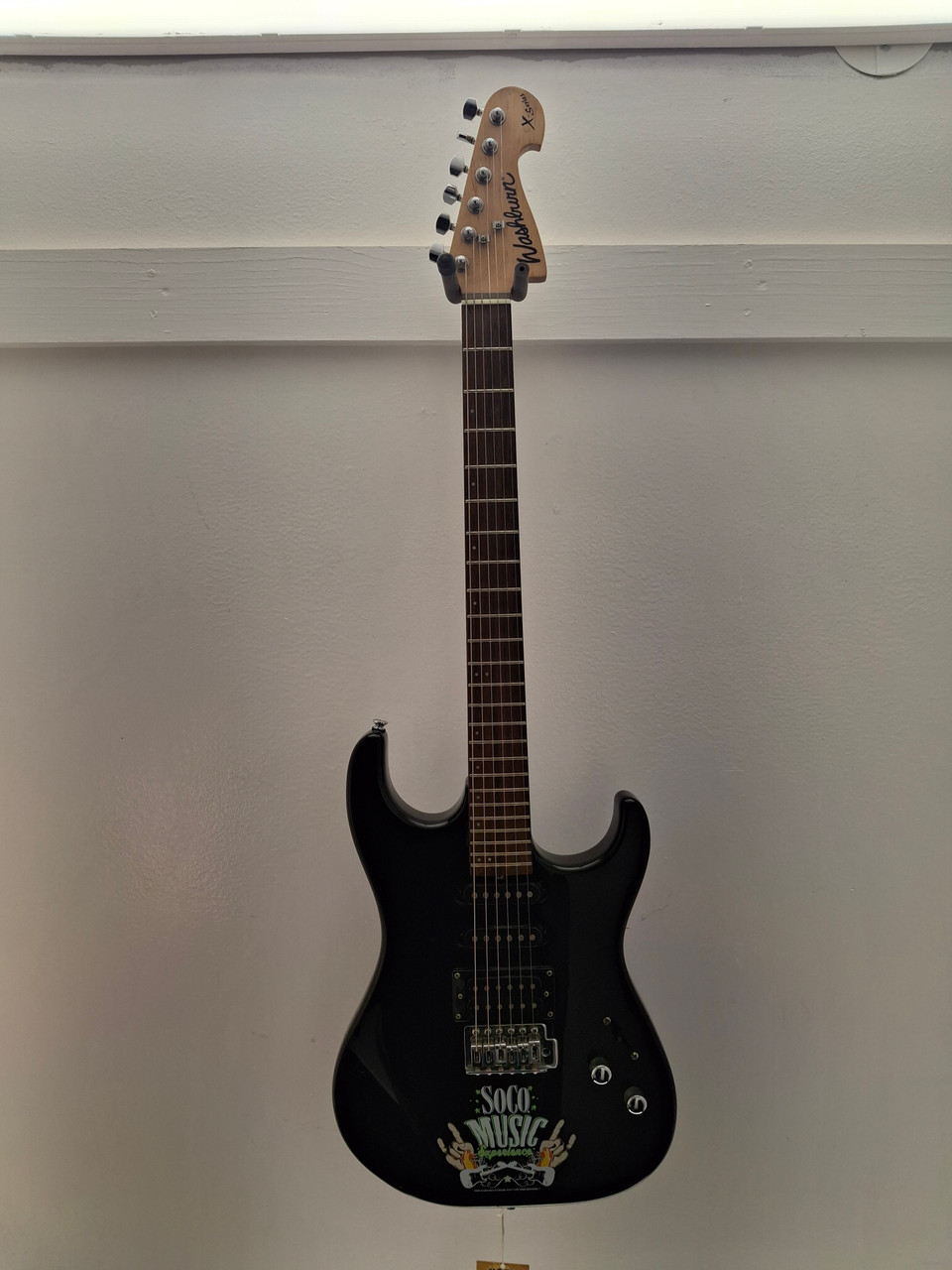 Used Washburn X-SERIES Electric Guitar Black 6-String