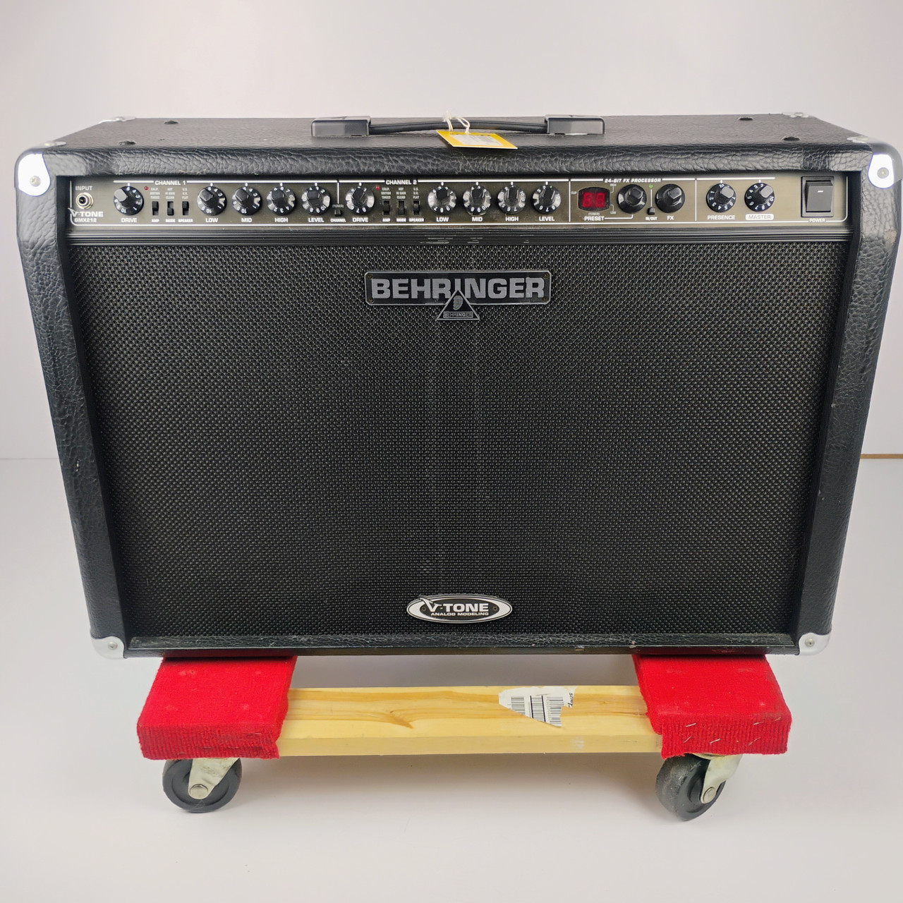 ギターアンプ　BEHRINGER V-TONE GMX212 Behringer V-Tone GMX212 2X60 Watt Stereo Guitar Combo : ワールド