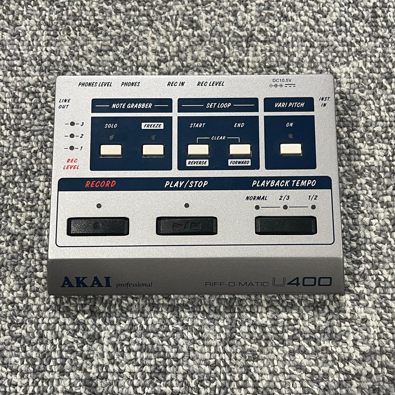 Used AKAI RIFF-O-MATIC U400 Guitar Looper and Sampler Pedal