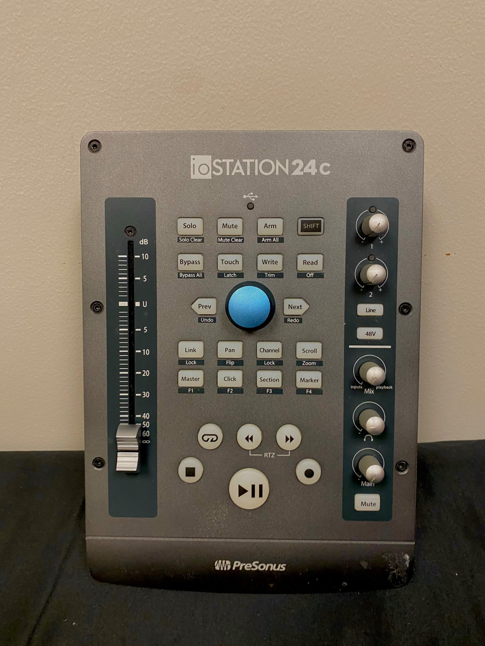 Used Presonus IOSTATION 24C Computer Interface 2 A/D Recording Inputs