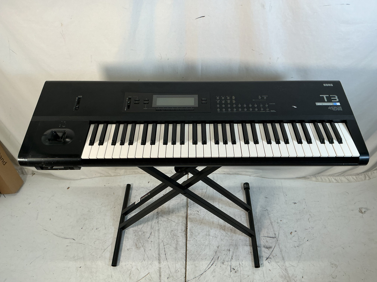Used Korg T3 SYNTH Vintage 61-Key Synthesizer 61-Key