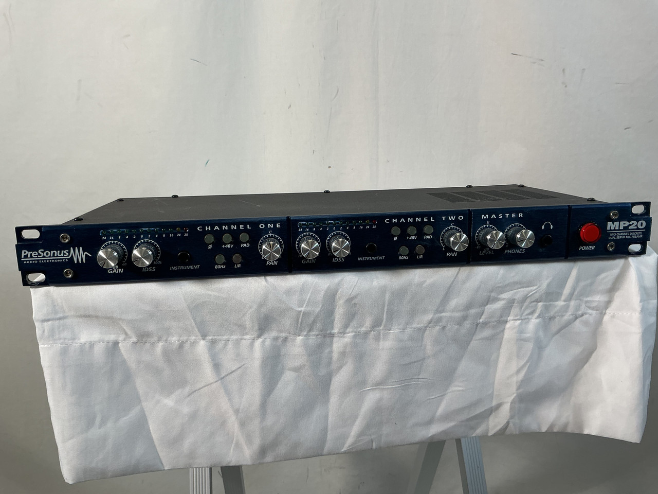 PreSonus MP20 マイクプリアンプ プレソナス 送料無料 希少 PreSonus「MP20」2ch マイクプリアンプ 通電可能 現状お