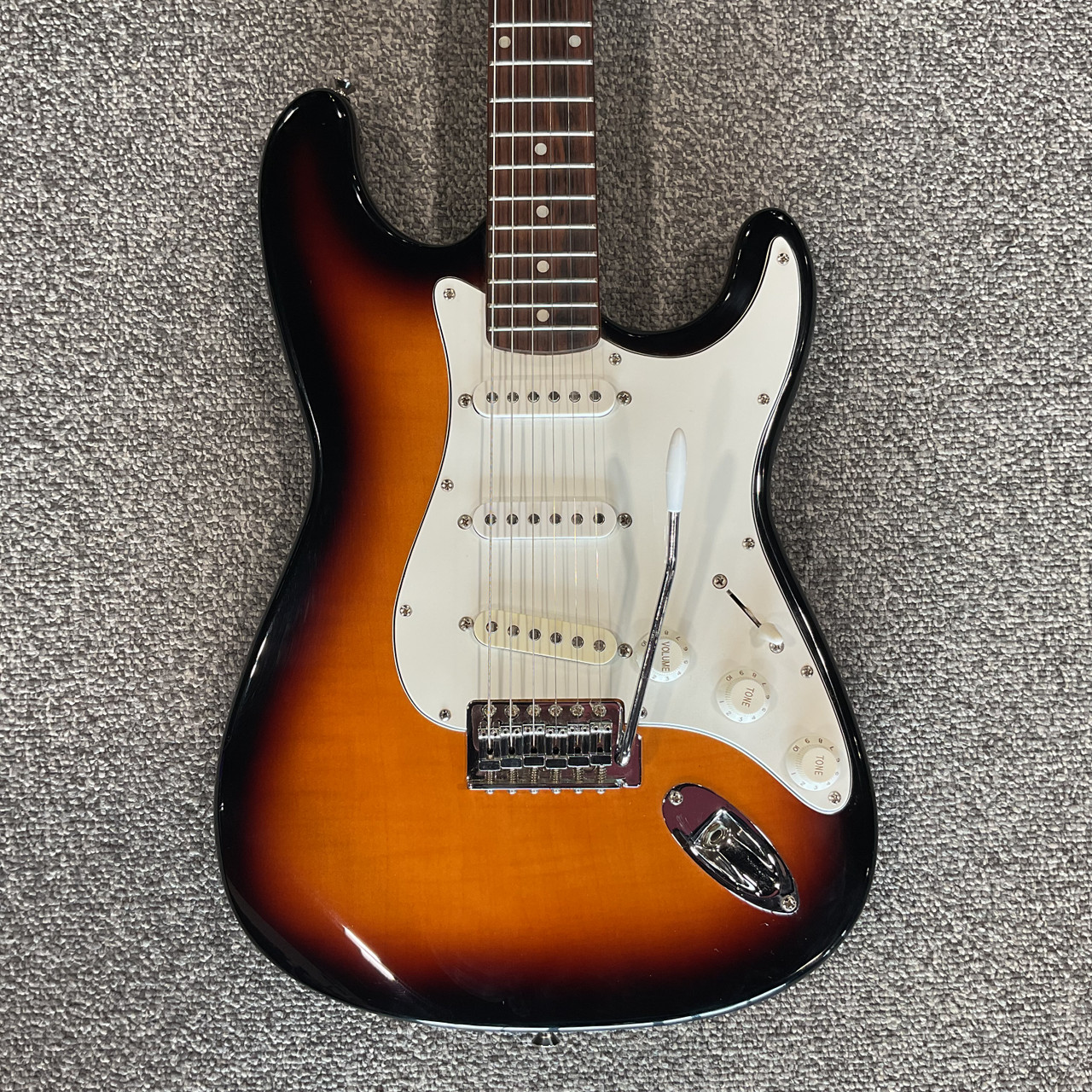 ギター Squier STRATOCASTER Used SQUIER STRATOCASTER Electric Guitar