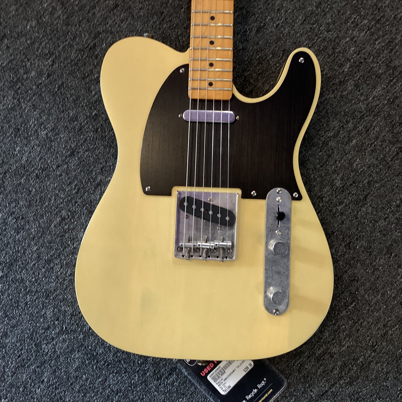99年 Squier by Fender Telecaster レア 99年 Squier by Fender Telecaster レア 99年 Squier by Fender