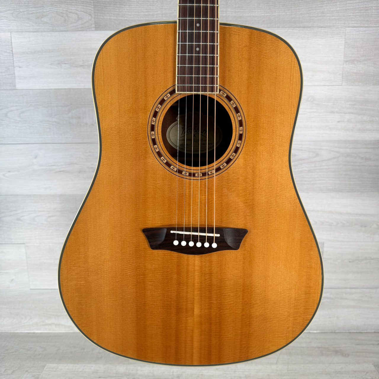 Used Washburn WD10S Left-handed Acoustic Guitar - Natural