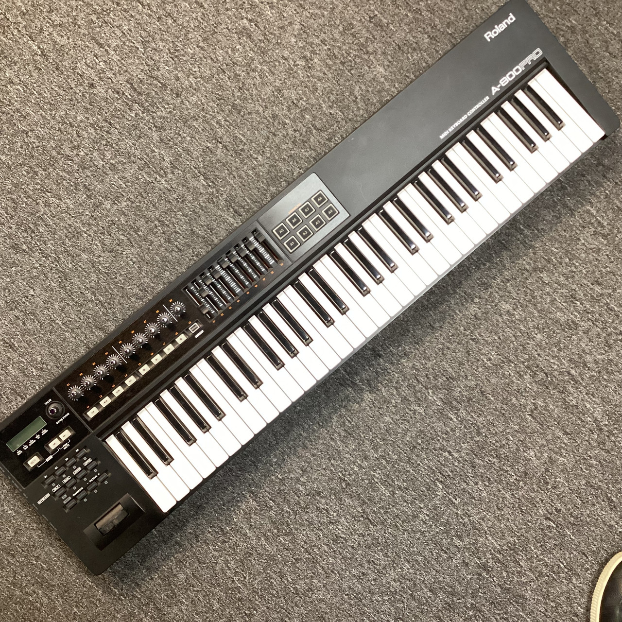 Used Roland A-800 PRO 61-Key Controller 61-Key
