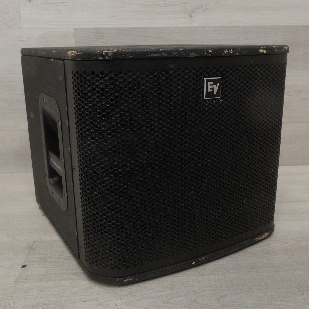 Used Electrovoice - EV ZXA1-SUB Powered Sub