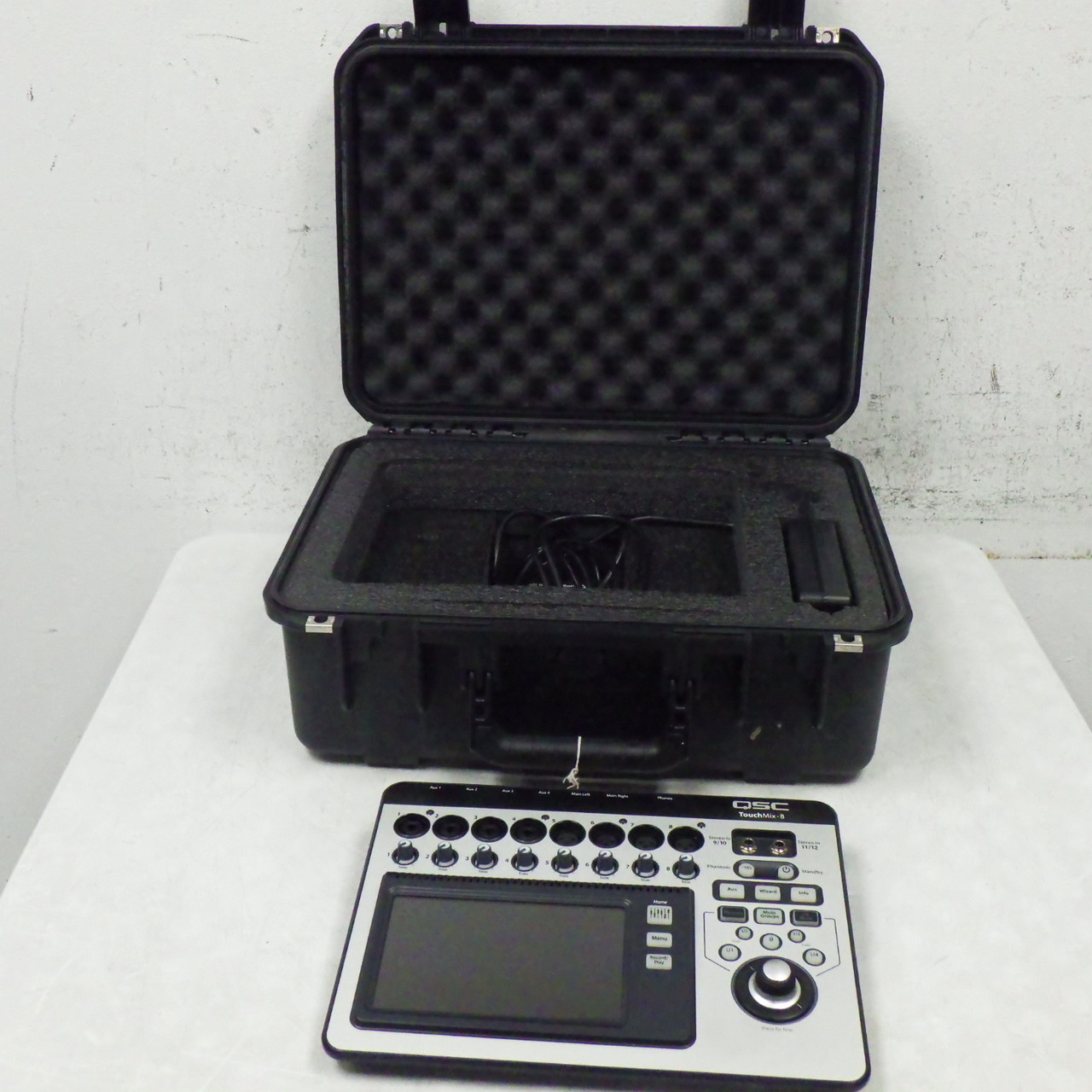 Used QSC TOUCHMIX 8 W/SKB CASE Mixing Console