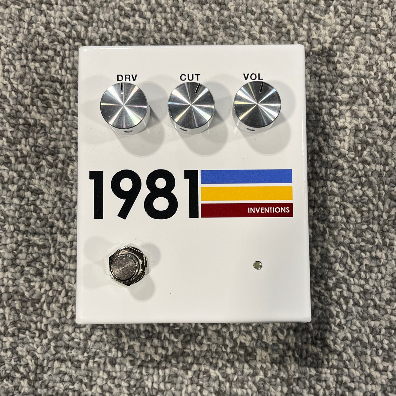 ギター 1981 INVENTIONS DRV WHITE FACE 008810 ギター 1981 INVENTIONS DRV WHITE FACE 008810 1981 Inventions