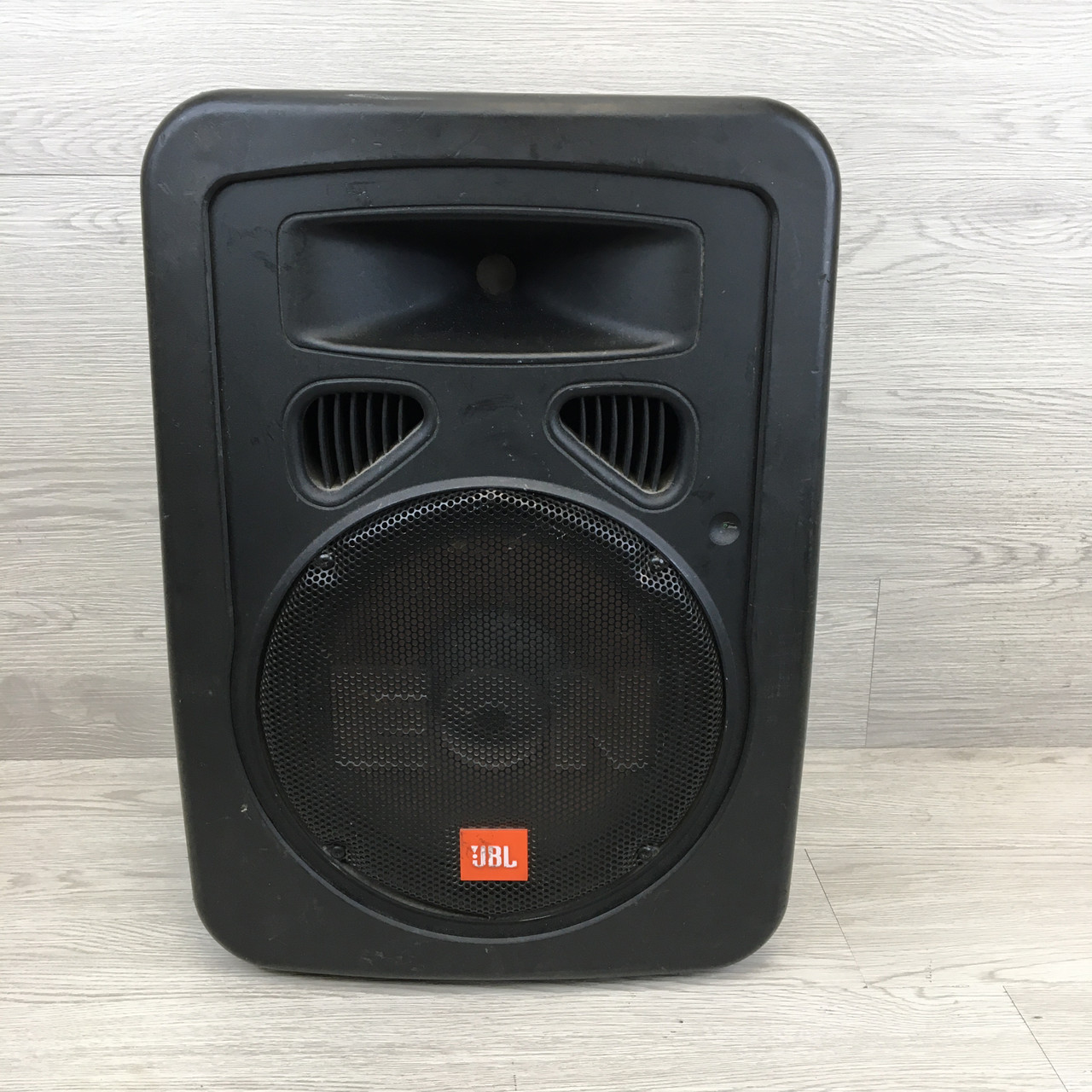 Used JBL EON10 G2 POWERED SPEAKER Powered Full Range Speaker Cabinet