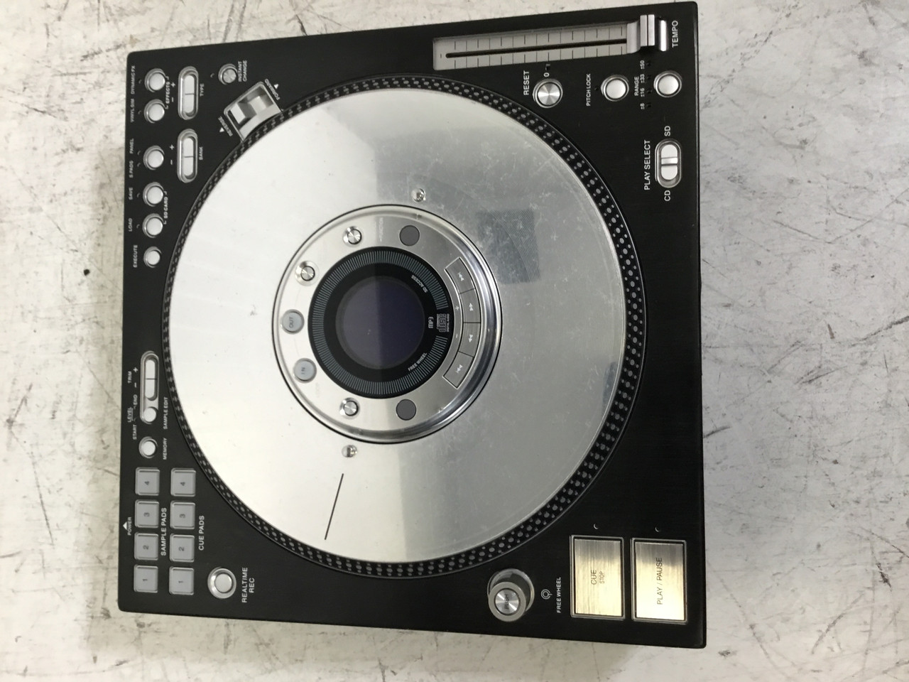 Technics SL-DZ1200 Used Technics SL-DZ1200 Turntable 40107-S000154627