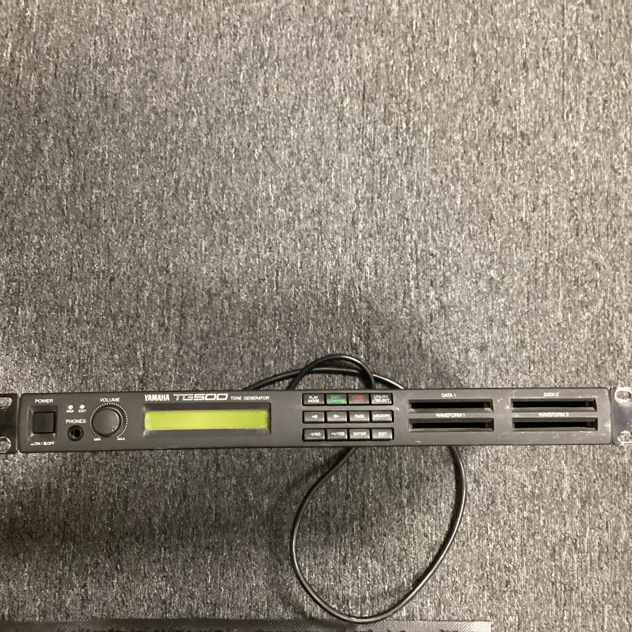 Used Yamaha TG500 Rackmount Synthesizer Rackmount