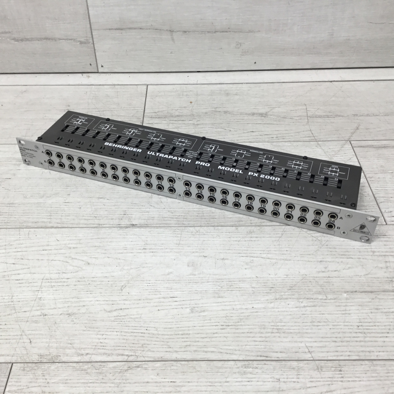 Used Behringer PX 2000 ULTRAPATCH PRO PATCH BAY Pro Sound Effects Unit