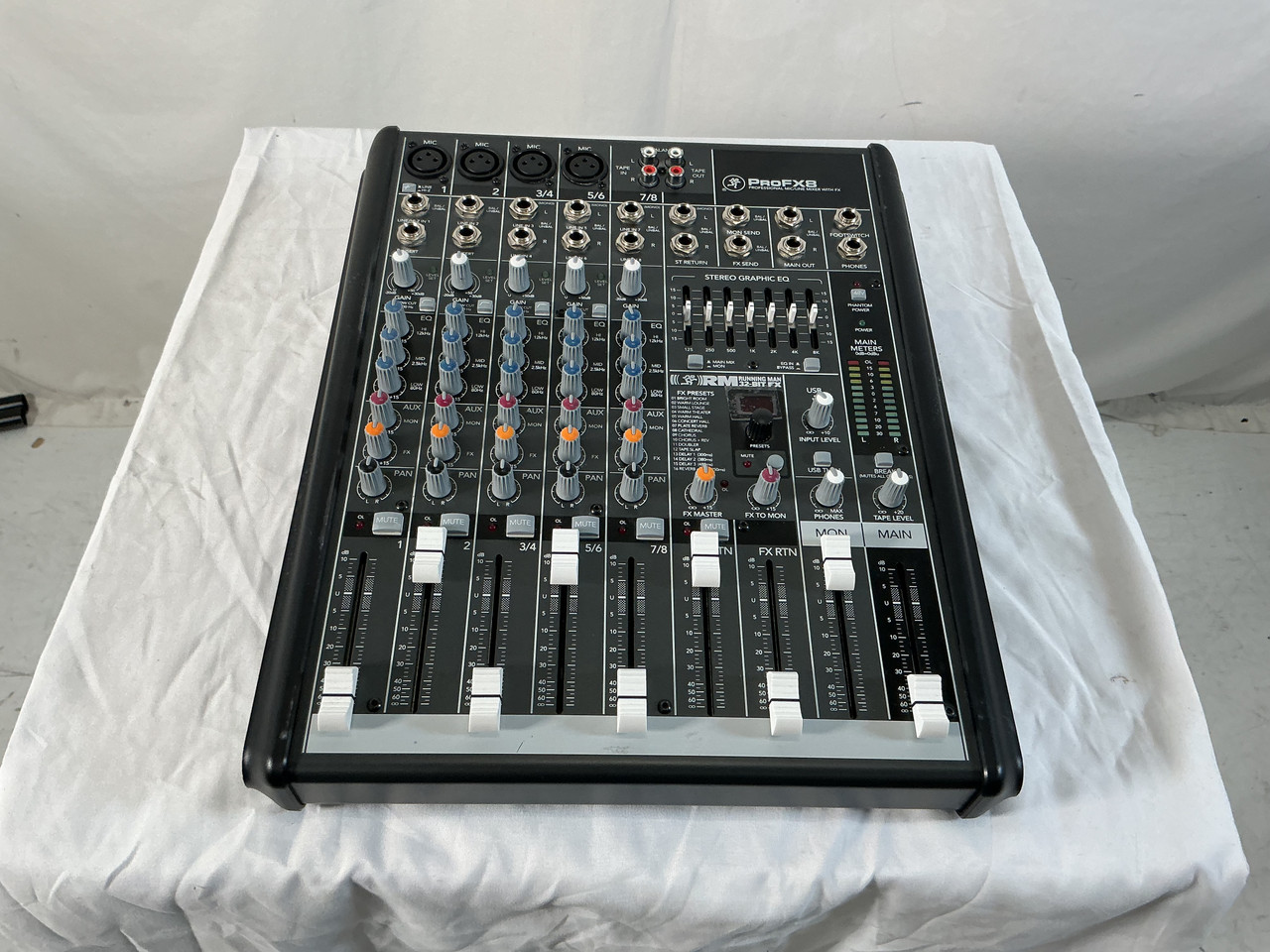 Used Mackie PROFX8 Mixing Console