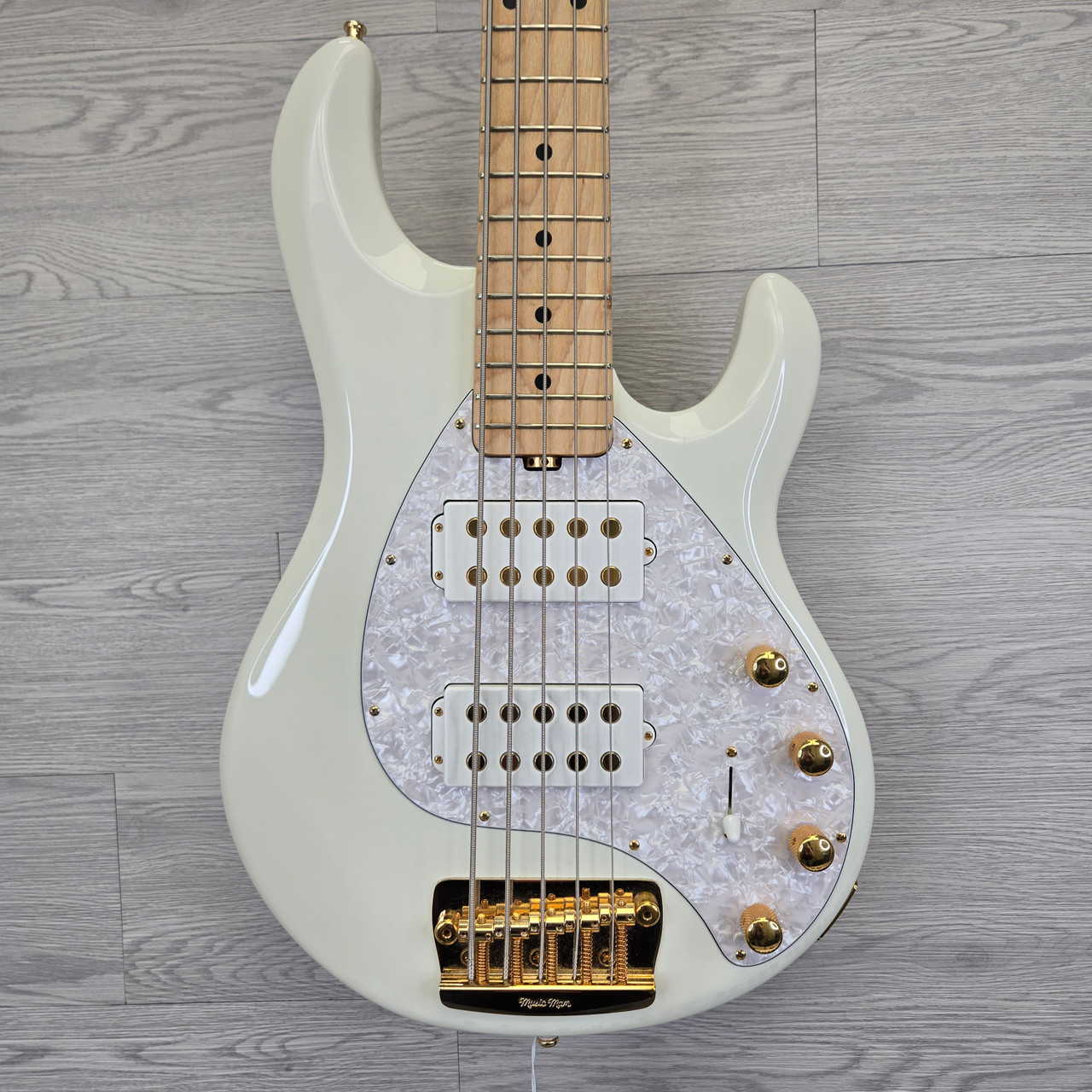 Used Musicman STINGRAY 5 SPECIAL HH Bass Guitar White 5-String