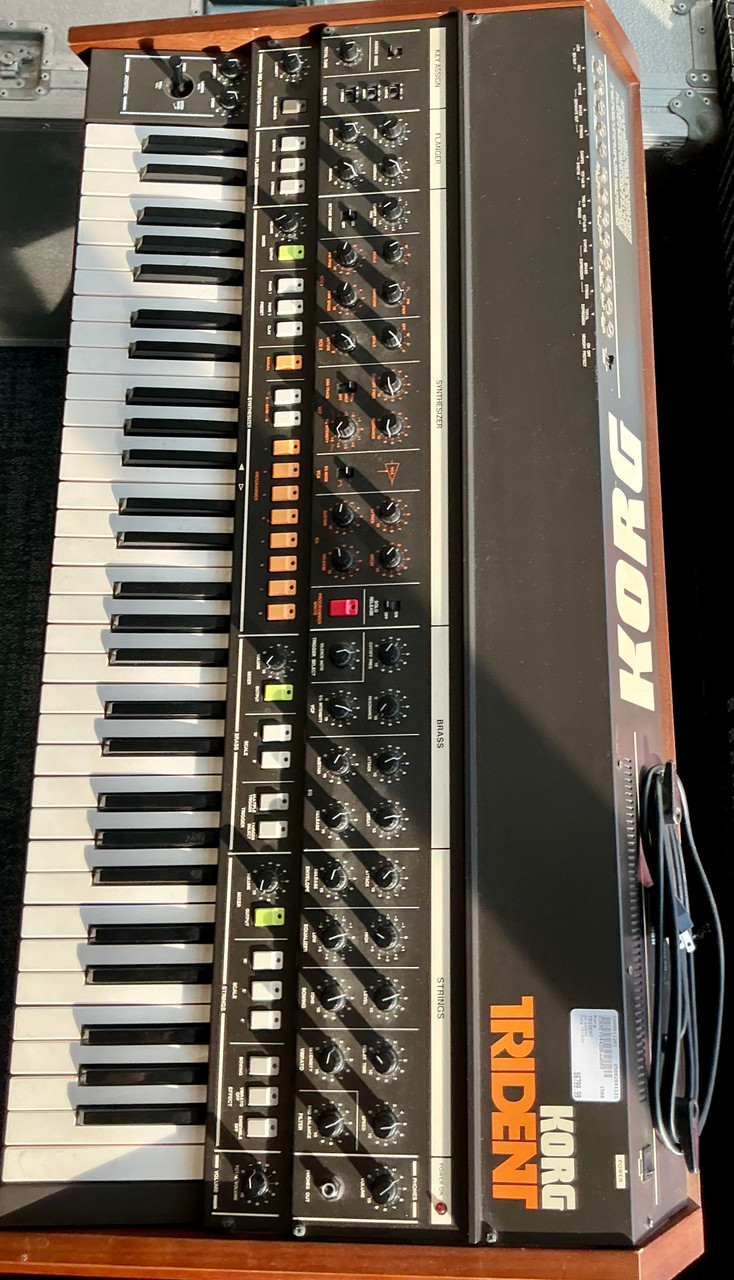 Used Korg TRIDENT Vintage 61-Key Synthesizer 61-Key