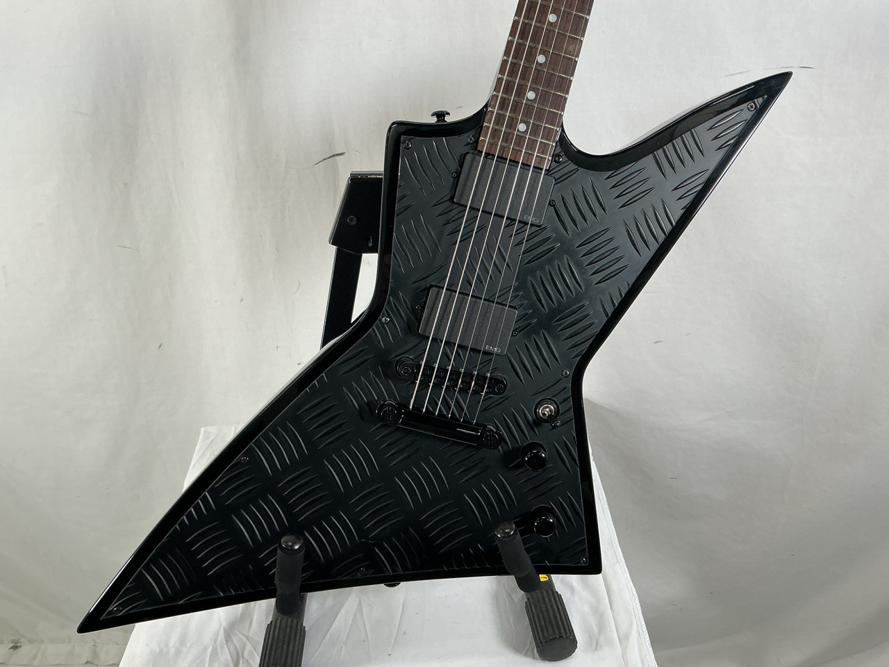 Used ESP LTD EX-400BD MIK Pointy Electric Guitar Black 6-String