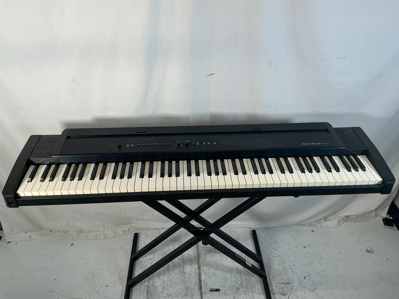 Used Roland EP-90 DIGITAL PIANO Vintage 88-Key Keyboard 88-key