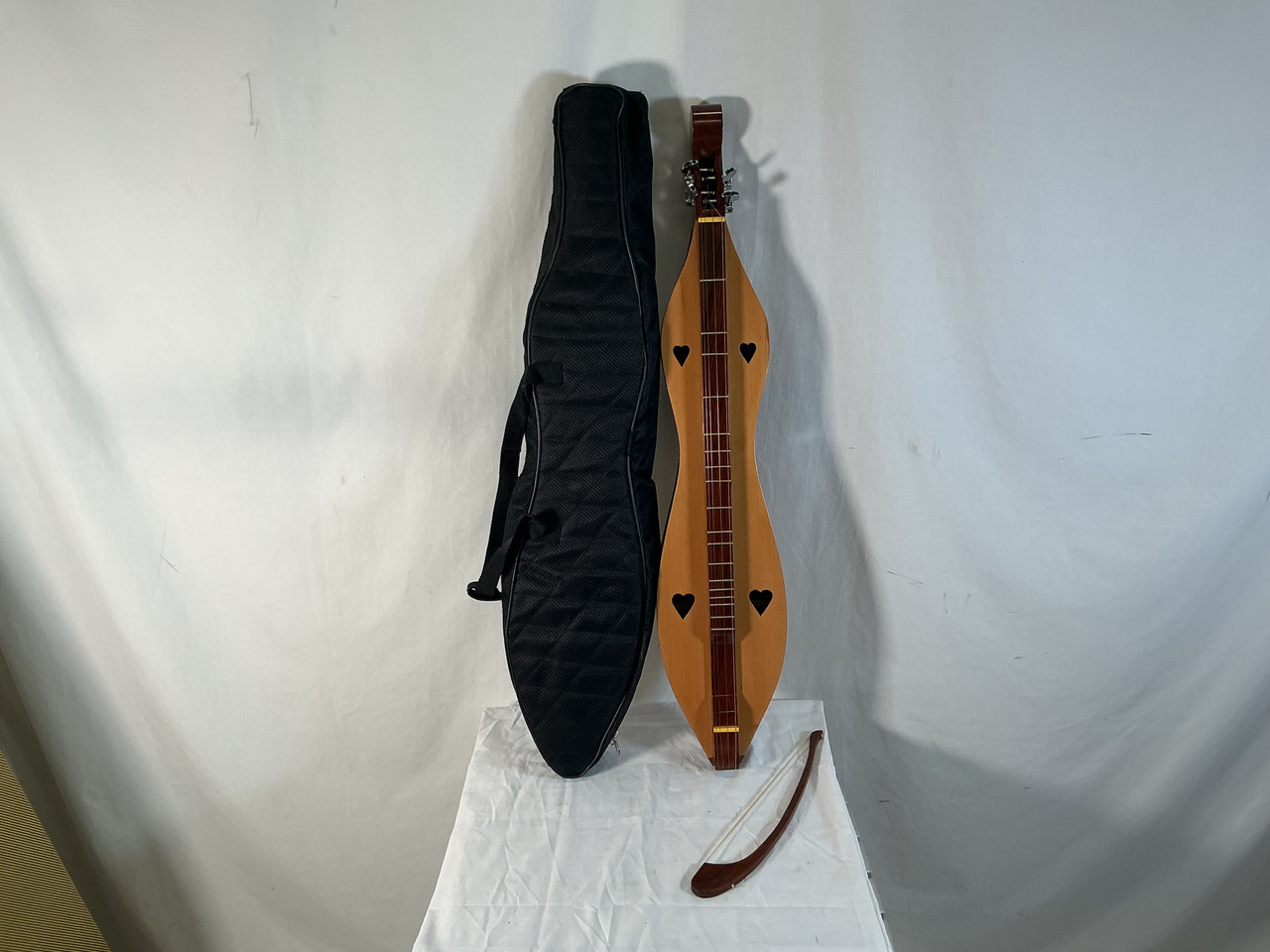 Used MID EAST MFG MOUNTAIN DULCIMER Vintage Instrument
