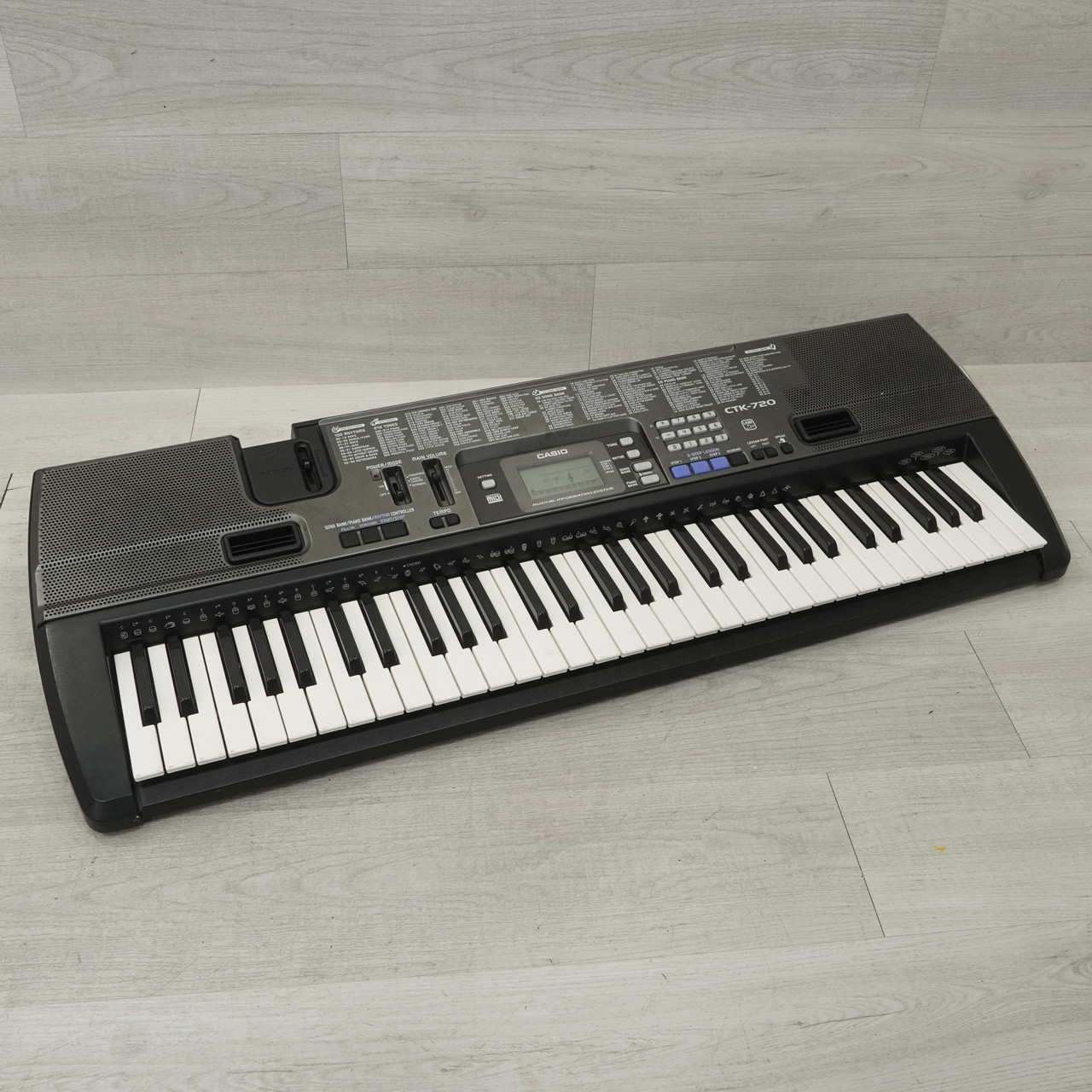 Used Casio CTK-720 61-Key Keyboard 61-Key