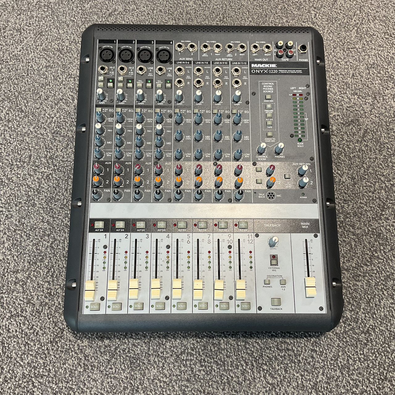 Used MACKIE ONYX 1220 Mixing Console
