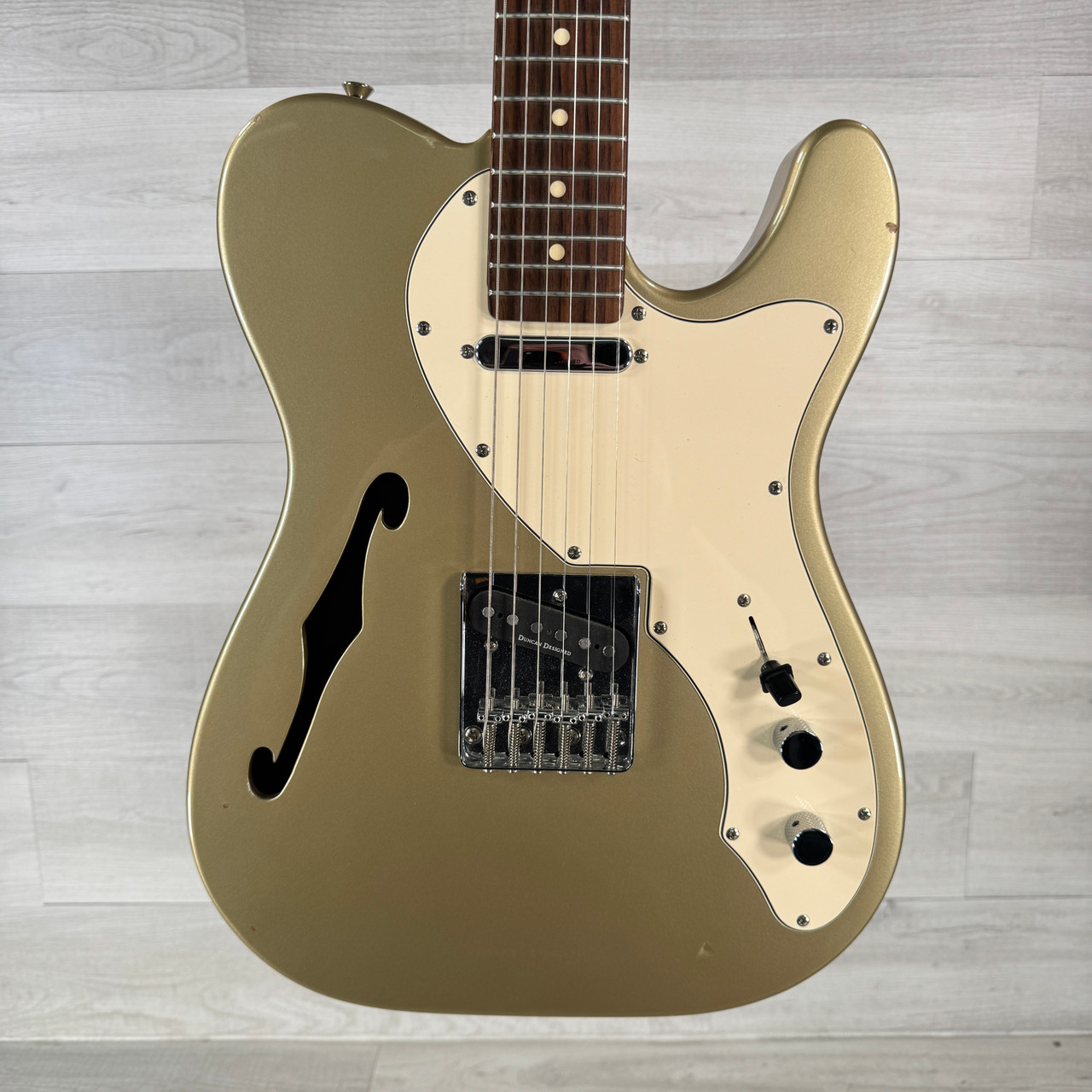 よ*ち様 値下げ！Squier Vintage Modified Telecas Used Squier Vintage Modified Telecaster Thinline - Aztec Gold
