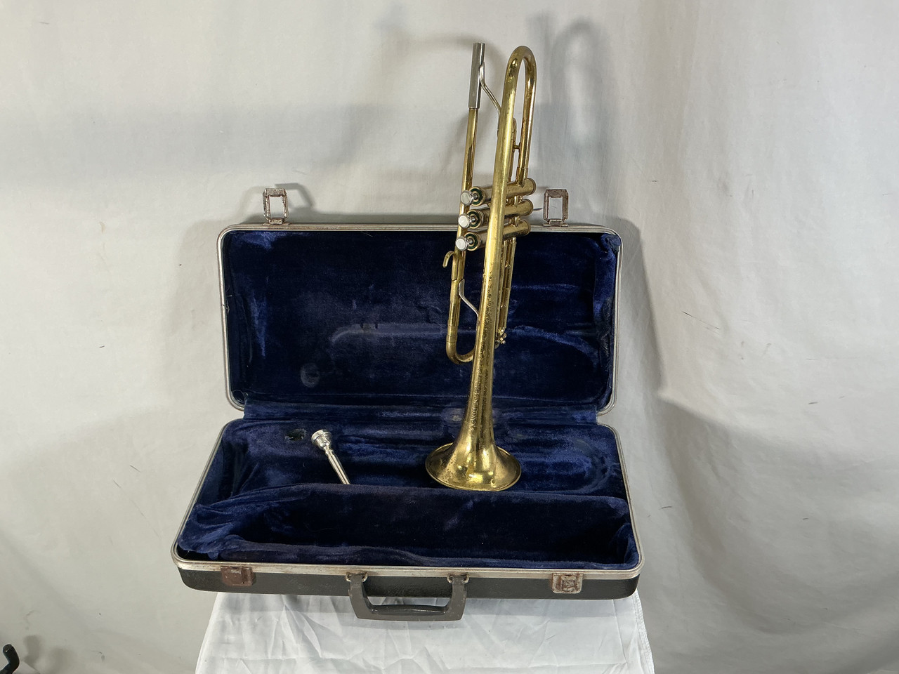 Used Selmer BUNDY TRUMPET Trumpet