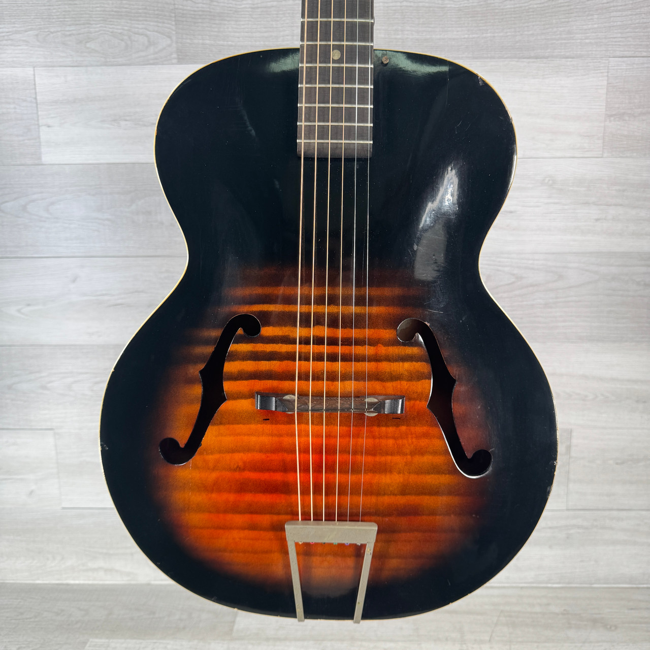 Used Harmony Vintage Monterey Acoustic Guitar - Sunburst - AS IS