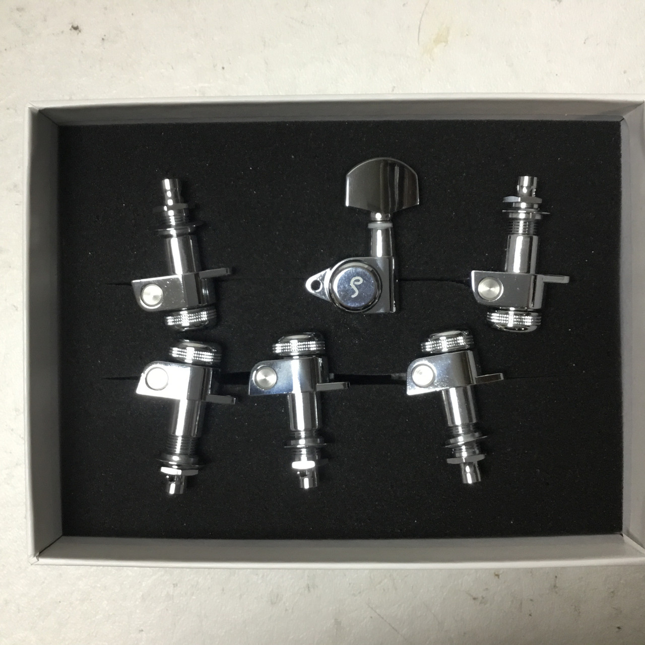 Used Schaller M6 135 3X3 LOCKING TUNERS Guitar Hardware