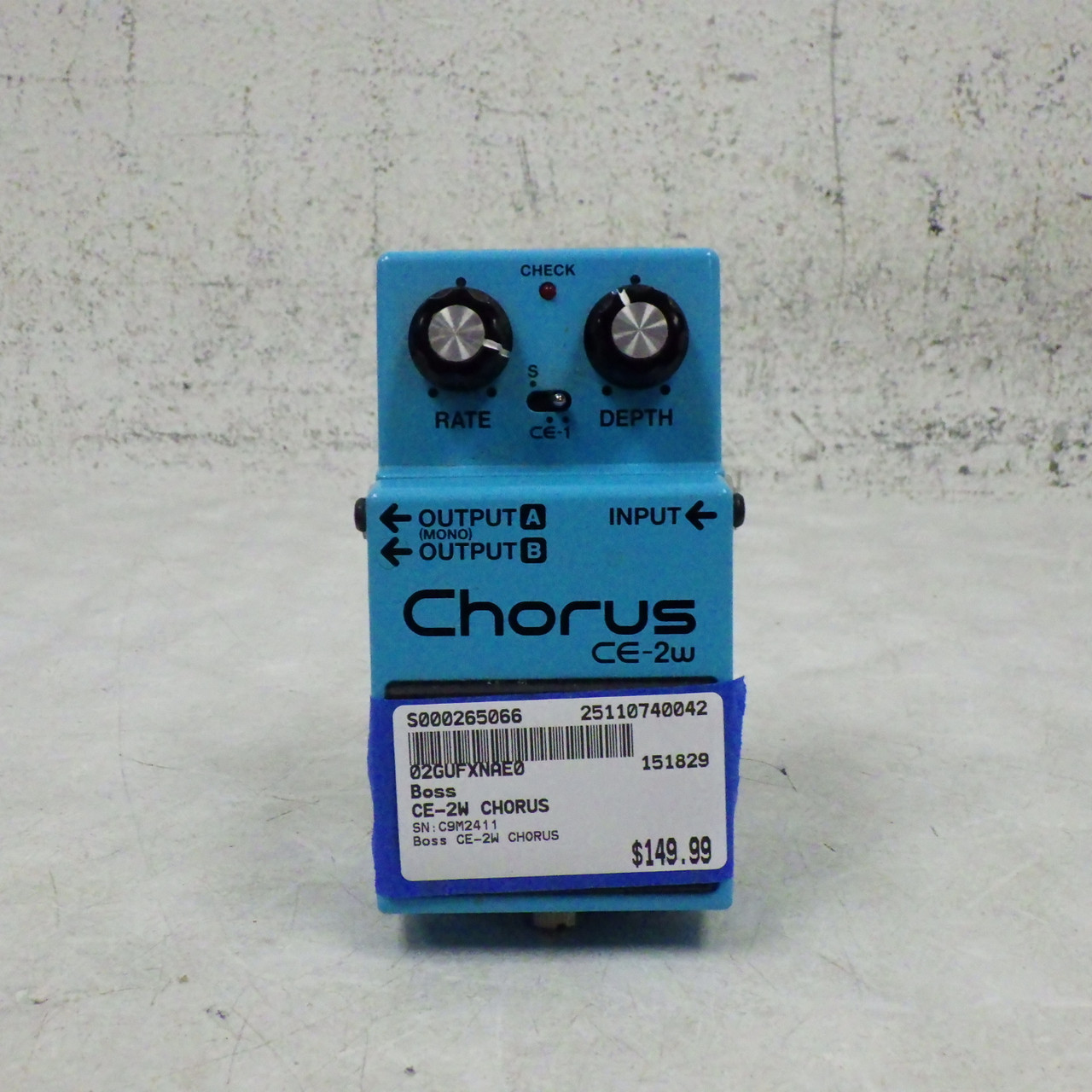 Used Boss CE-2W CHORUS Chorus Pedal