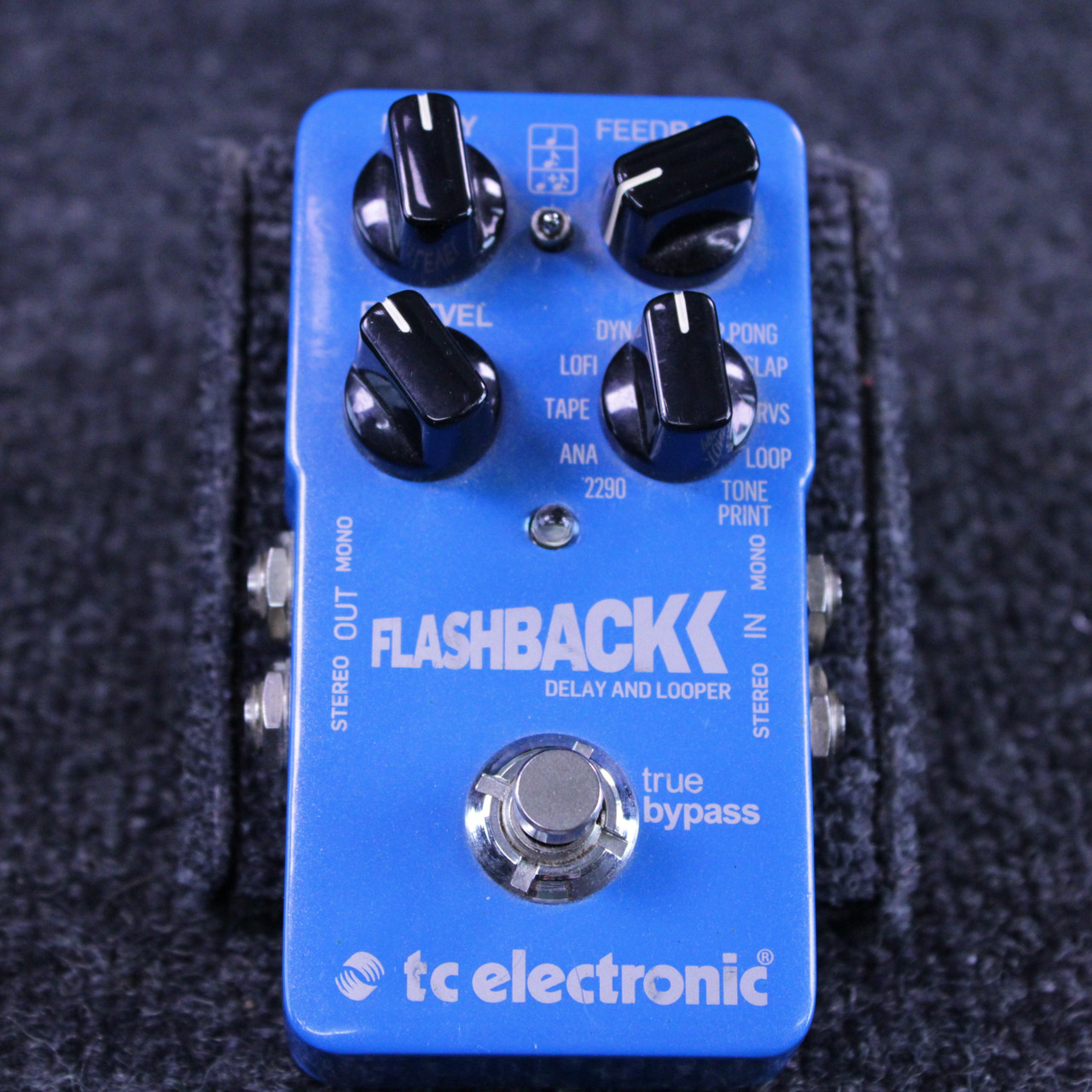 Used TC Electronic FLASHBACK DELAY/LOOPER Delay Pedal